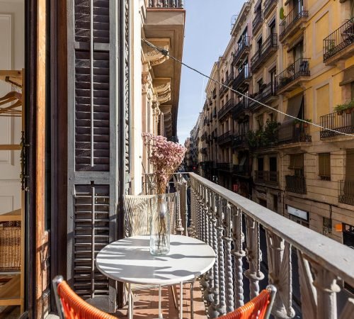 yoga retreats barcelona - centre Yogaweeks lodging