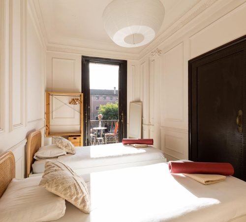 yoga retreats barcelona - centre Yogaweeks lodging