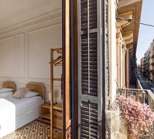 yoga retreats barcelona - centre Yogaweeks lodging